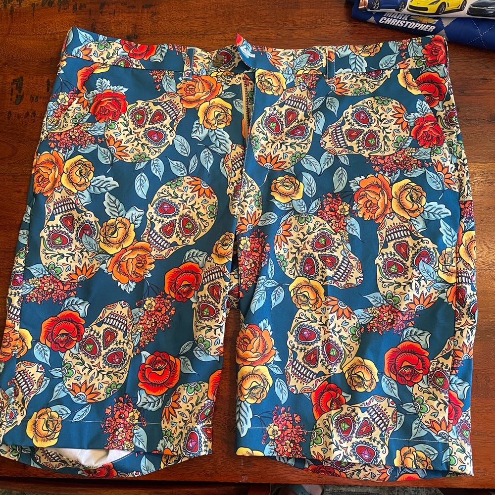 LOUDMOUTH Golf Shorts